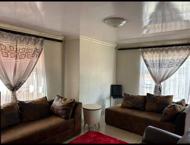 3 BEDROOM HOUSE FOR SALE IN SOSHANGUVE EAST